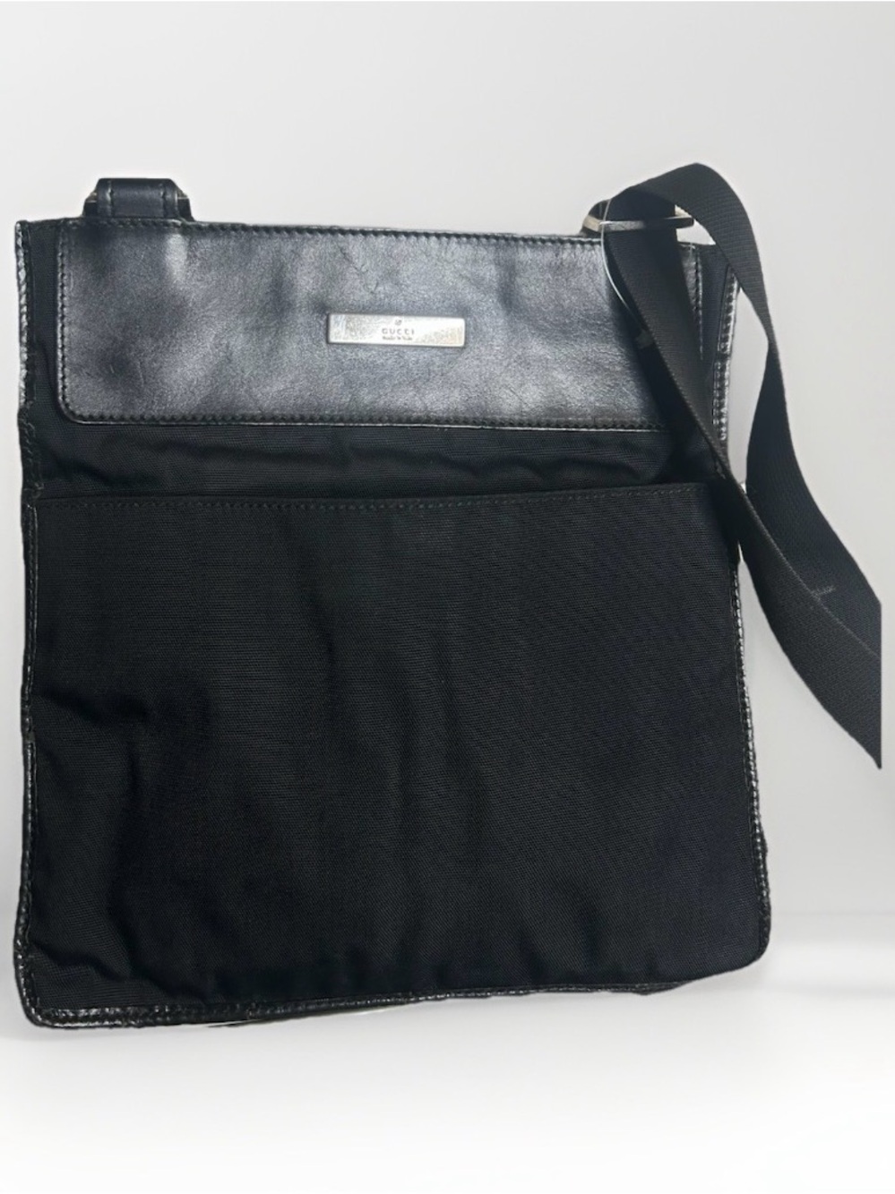 Gucci Black Unisex Crossbody Messenger Bag